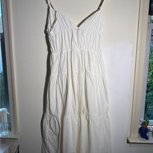 Fibflix Elegant White Sleeveless Dress